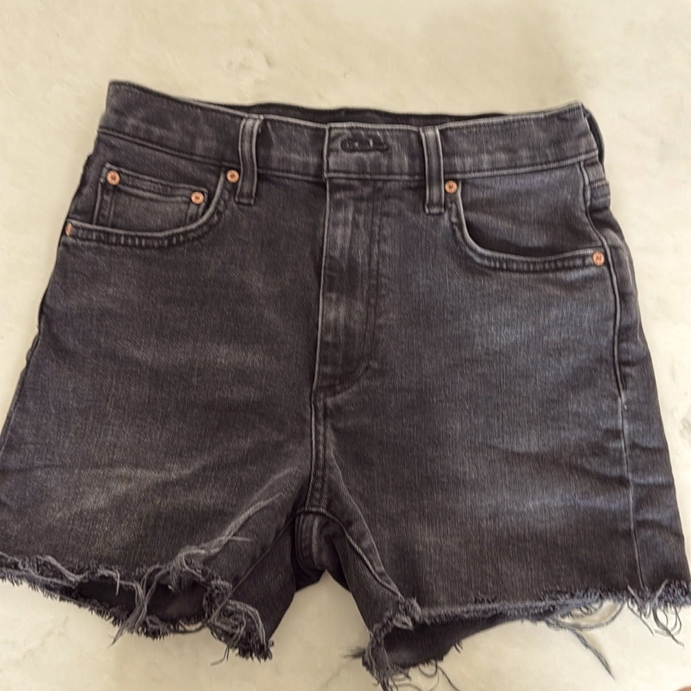Denim Forum Black The Romy Slim Mid Thigh Shorts Size 26 EXCELLENT